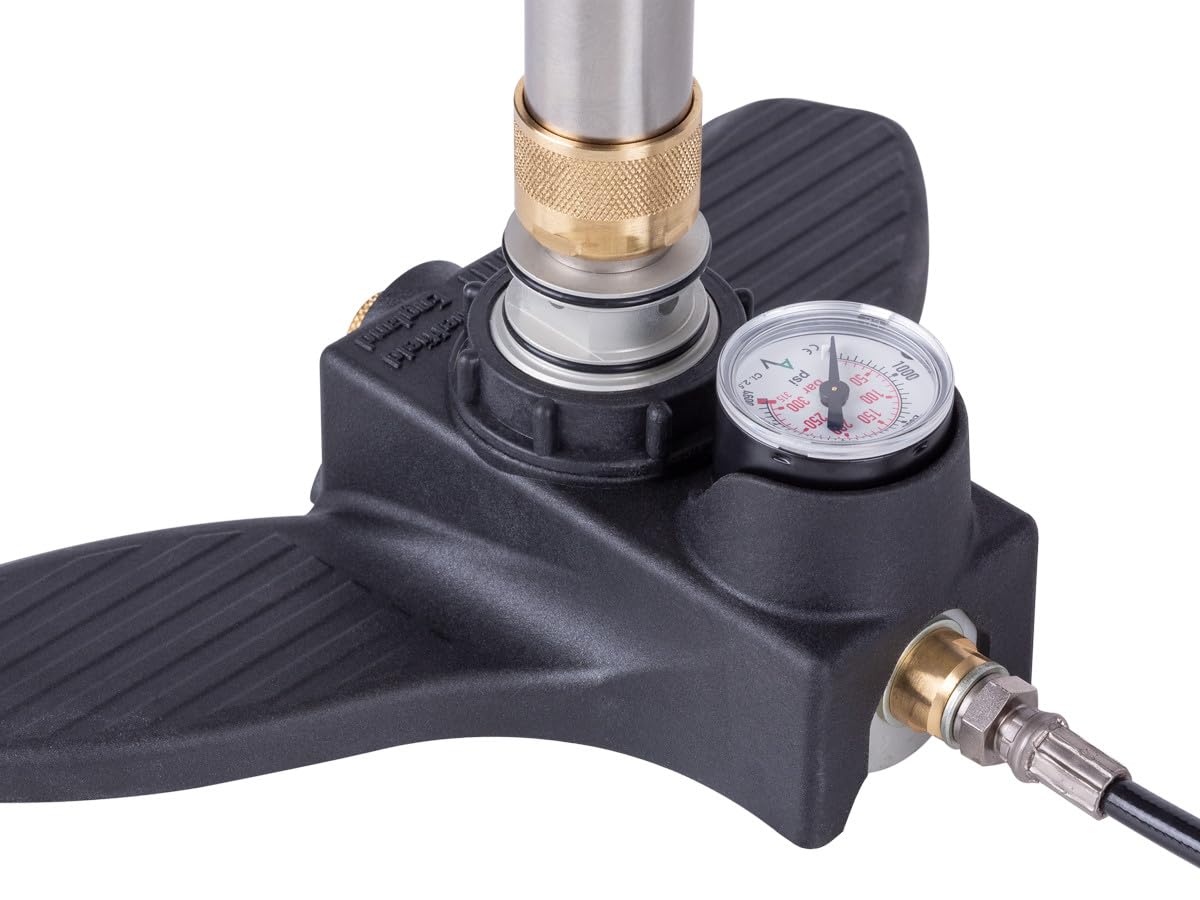 HILL PUMP MK5　エアライフル用ハンドエアポンプ Amazon.com : Air Venturi MK5 Pump by Hill, 4,500-psi Hand Pump for